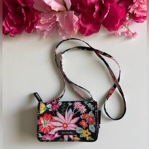 Vera Bradley Floral Crossbody Bag no stains